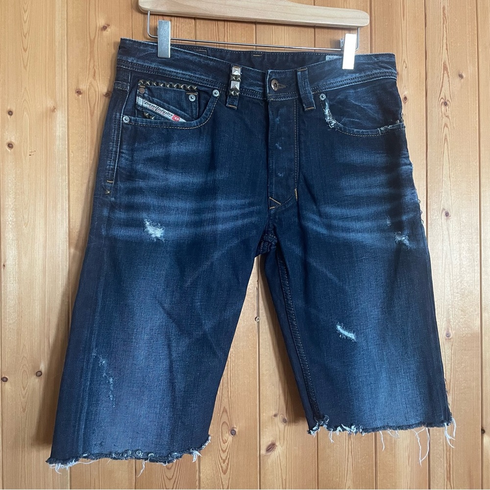 Diesel Distressed Cut off